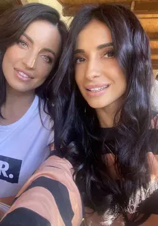 Elena-și-Inessa-Voscoboinic-1-819×1024