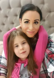 oana-roman-isabela-1