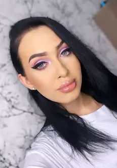 bianca comănici blondă