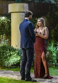 Cine este Iulia Cazacu de la Burlacul