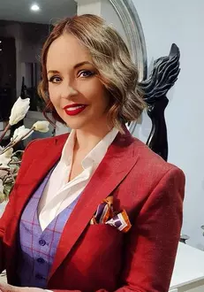 Andreea Marin și A Schimbat Look Ul S A Tuns și și A Făcut șuvițe Blonde Galerie Foto Stiri Vedete Si Evenimente Viva Ro