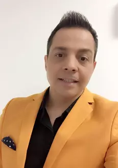 14716107_922513487878833_621775326001163899_n