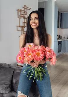 ce-cadou-a-primit-lili-sandu-de-la-silviu-tolu-la-42-de-ani-1