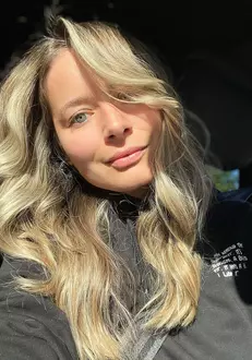 laura-cosoi-aparitie-de-senzatie-pe-instagram-1