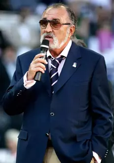 Ion-Tiriac-3-670×1024