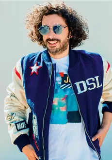 Marius-Moga-Dragostea-din-Tei-1