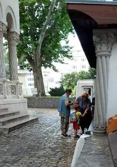 ioana-tufaru-la-biserica-1