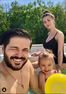 fiica-Liviu-Varciu6-827×1024