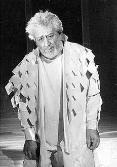 935439_323186357809688_767933921_n