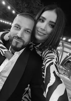 adelina-pestritu-impodobit-bradu-1