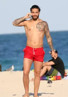 Maluma and Prince Royce show off their beach bods while on vacation