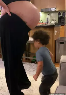 52553087-10369647-image-a-53_1641340802965