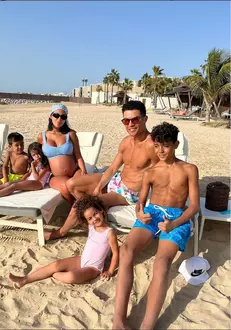 Georgina-Rodriguez-Cristiano-Ronaldo6