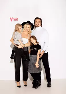 elwira-si-mihai-petre-relatia-cu-fetitele-1