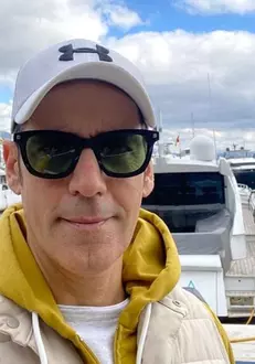 stefan-banica-ochii-vineti-1