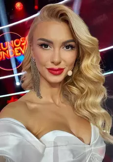 andreea-balan-cazut-9