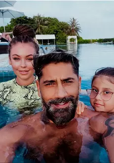 Connect-R-Misha-Maya