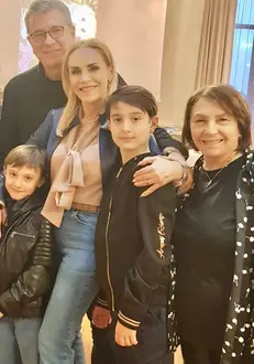 Gabriela Firea si familia ei