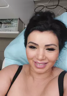 adriana-bahmuteanu-1-1