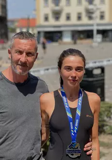 fata-lui-mihai-stoica-triatlon-1-820×1024-1