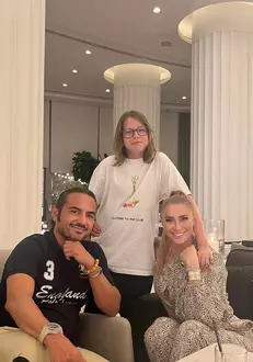 anamria prodan impreuna cu fiul ei