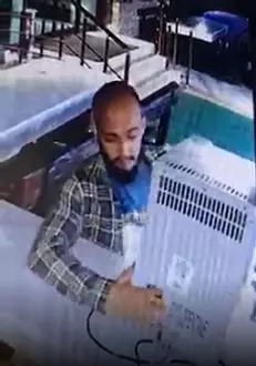 un-turist-a-furat-frigiderul-1-1