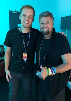 38498844_2039839706060359_8756576922198081536_n