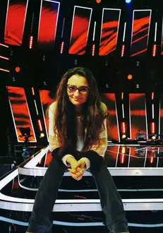 cine-este-andra-botez-de-la-vocea-romaniei-1