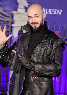 MV5BYmJiMWIxNDUtNTI3NS00N2Q0LTkxNjEtOTg4ZDBiOTA1ODVlXkEyXkFqcGdeQXVyMTEyMjM2NDc2._V1_