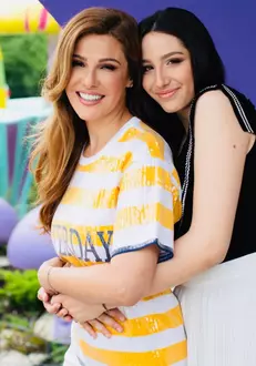 oana cuzino si fiica ei