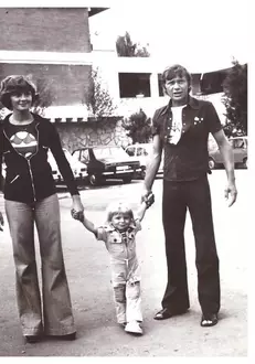 10151942_692987637431392_151930791_n-1