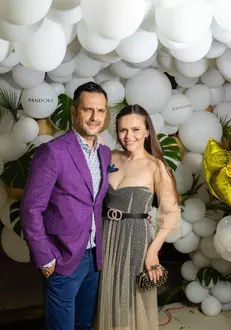 cristina-_i_canu-mamici-cu-pitici-1-682×1024-1