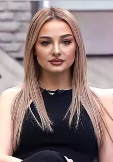 maria-lungu-official-150297568-437819684103600-1826962574189127410-n