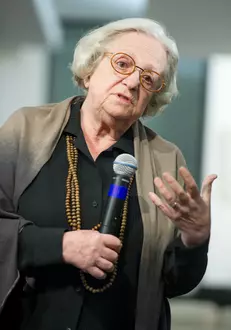 171-expozitieionmanu13