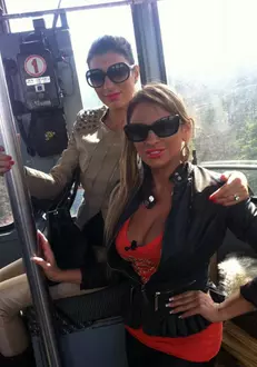 simona si andreea