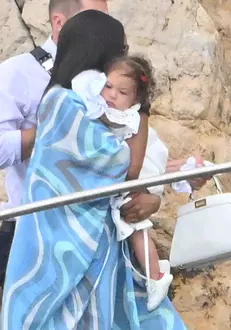 No Credit – BI – Naomi Campbell et sa fille aperçues à l’hôtel Eden-Roc à Antibes