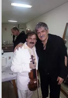 1471770_1520922878160960_2798983078127081443_n