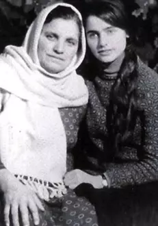 anastasia lazariuc in tinerete