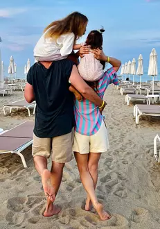 358145652_18379136920028803_4167841217720777073_n