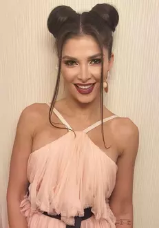 alina-puscas-118587l-600×0-w-56ca96d8