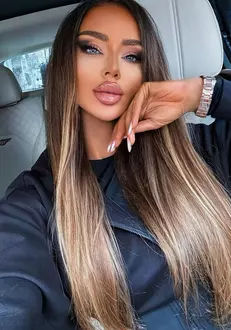 660e961949210-bianca-dragusanu-2-1