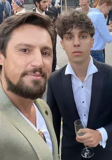 daniel pavel si fiul lui