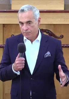 Călin_Georgescu,_discurs_Biserica_Penticostală_Jebel