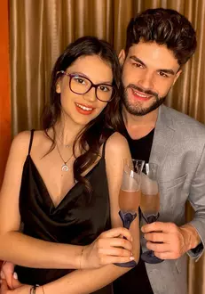 cleopatra stratan sot