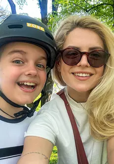 victoria raileanu 42