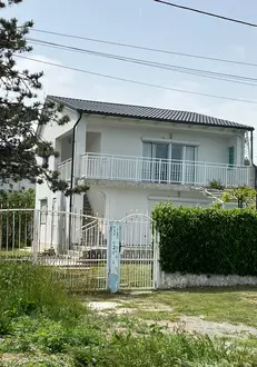 vila Stelei Popescu, de la 2 mai2