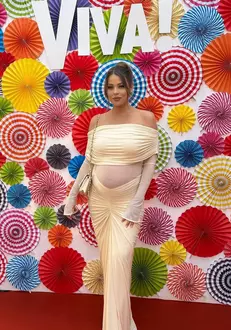 roxana nemes petrecere viva2