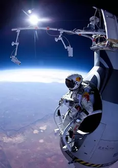 Felix Baumgartner0