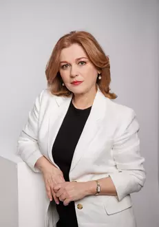 2-Simona-Mihaescu-CL1A6302-1200×1800