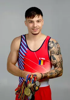 574580504_122101940331091807_8243657884471970641_n